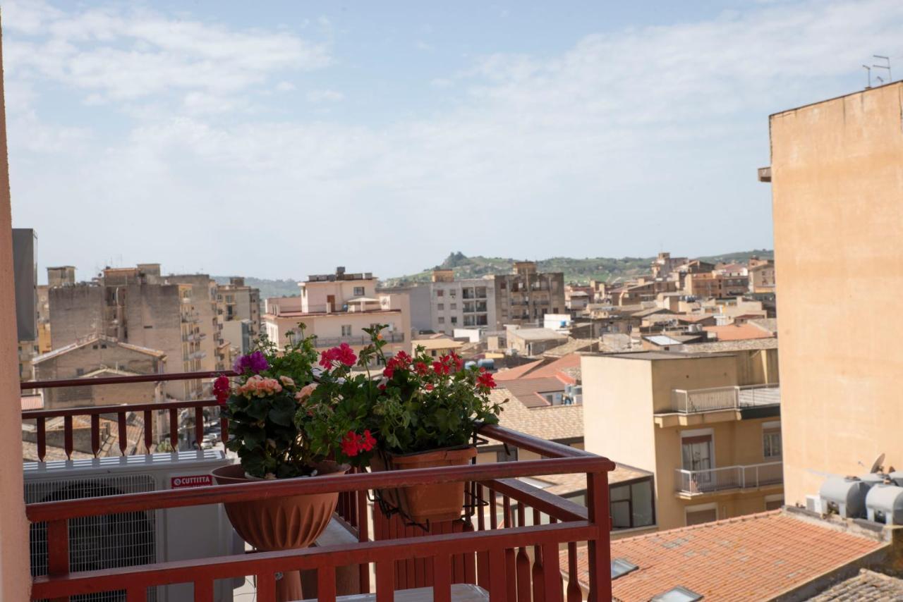 CanicattìCome A Casa Panoramico E Centralissimo公寓 外观 照片